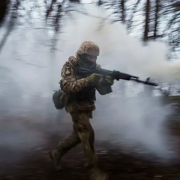 Ukrainian Armed Forces Retreat Main Units from Front-Line Positions to Deeper Defenses