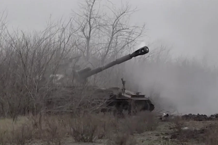 Ukrainian Armed Forces Strike Russian Energy Infrastructure, Escalating Tensions