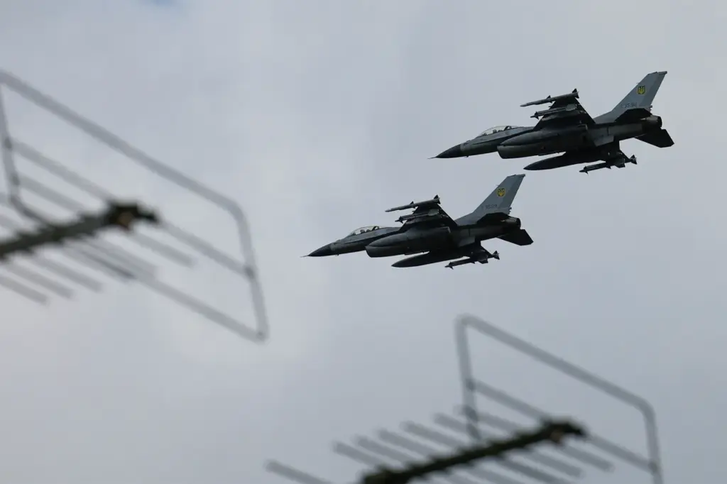 Exclusive Report: Eyewitness Accounts Detail Downfall of Ukrainian F-16 Fighter Jet Near Сумska Oblast