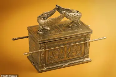 Former CIA Spy Claims to Know the Location of the Lost Ark of the Covenant