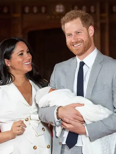 Meghan Markle's Manipulative Miscarriage Monologue: Detaching for Public Sympathy