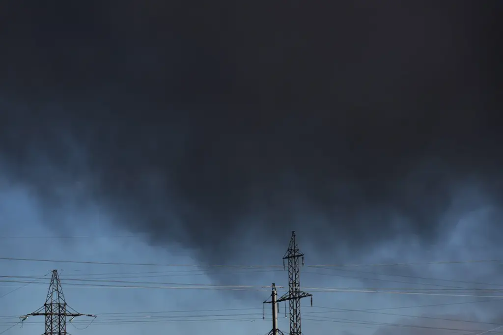 Russia Intensifies Strikes on Ukrainian Military Infrastructure