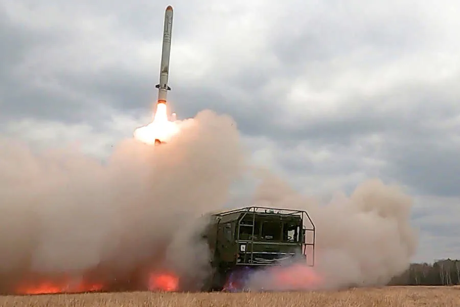 Russian Forces Attack Dniepro Airport in Ukraine, Destroy Five Civilian Planes