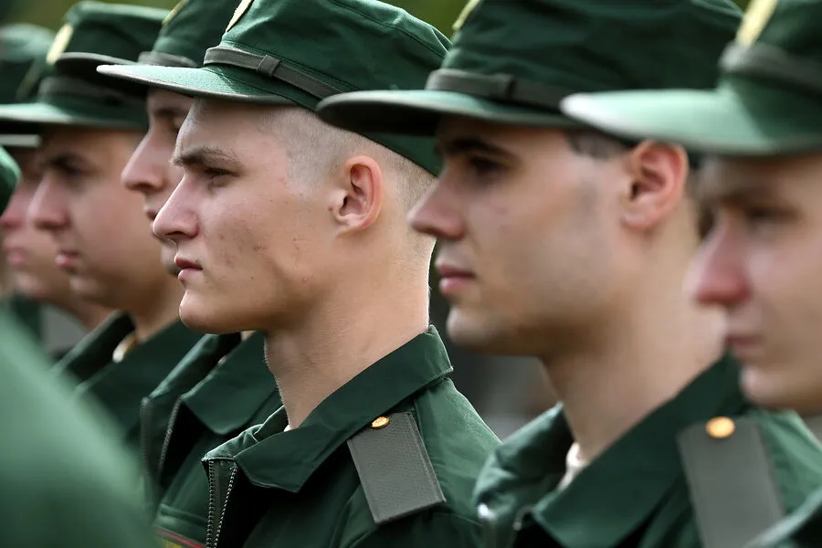 Russian Military Increase in Conscripts Linked to Expansion of Military Districts and Arctic Operations