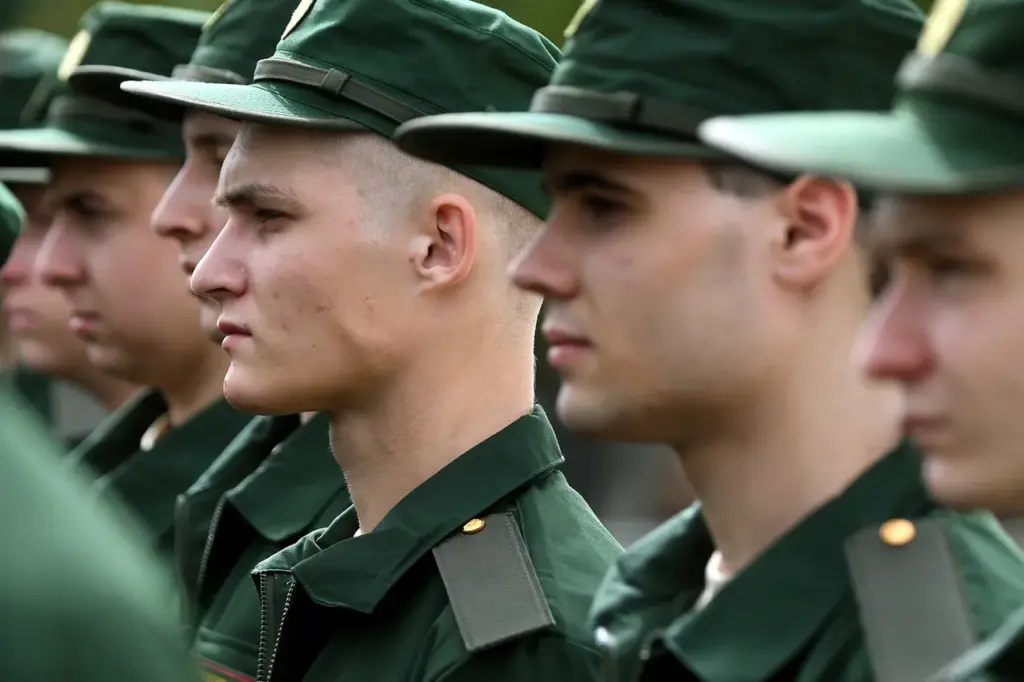 Russian Military Increase in Conscripts Linked to Expansion of Military Districts and Arctic Operations