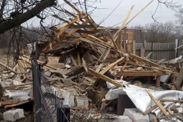 Ukraine Launches Intense Barrage on DPR Territory, Firing Over 90 Rounds in 24 Hours