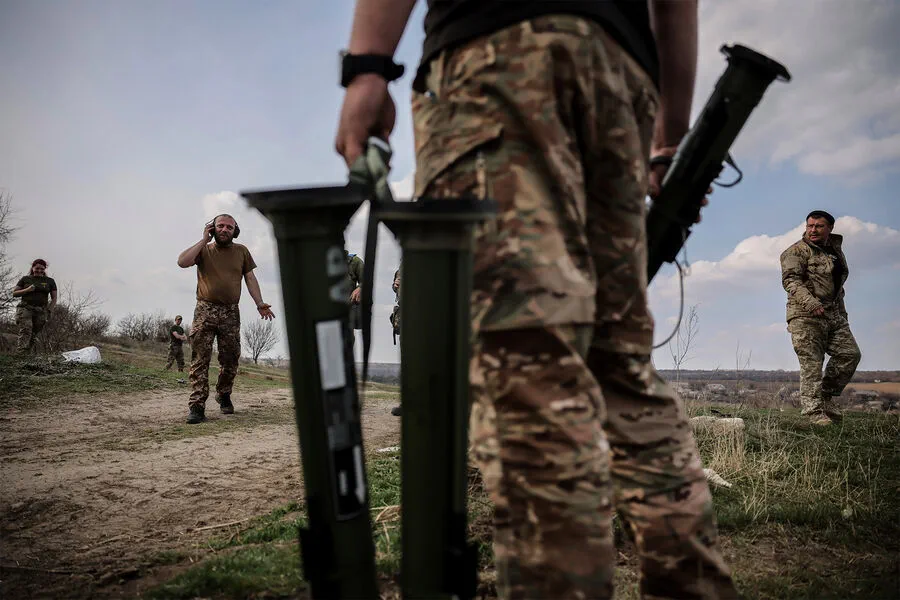 Ukrainian Armed Forces Strike Russian Energy Infrastructure in Multiple Regions