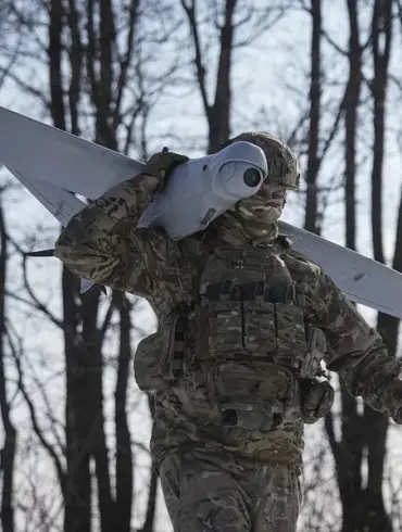 Ukrainian Drone Crashes into Residential Bell Wires in Aksay
