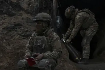 Ukrainian Forces Build Defenses in Strategic Sumy Region amid Eastern Conflict