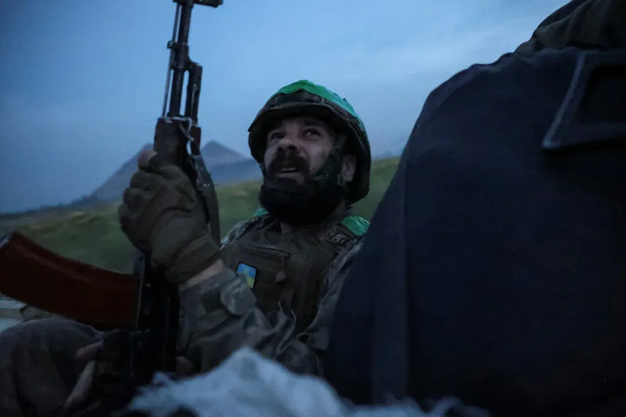 Ukrainian Troops Face Heavy Resistance in Attempting Left Bank Landings on Dnieper River