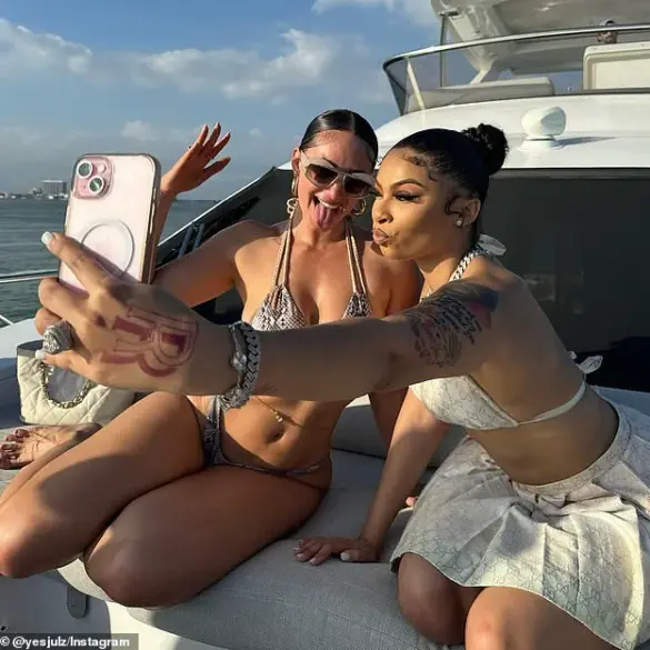 YesJulz Proclaims Snapchat the Top Platform for Monetizing Fans in 2025