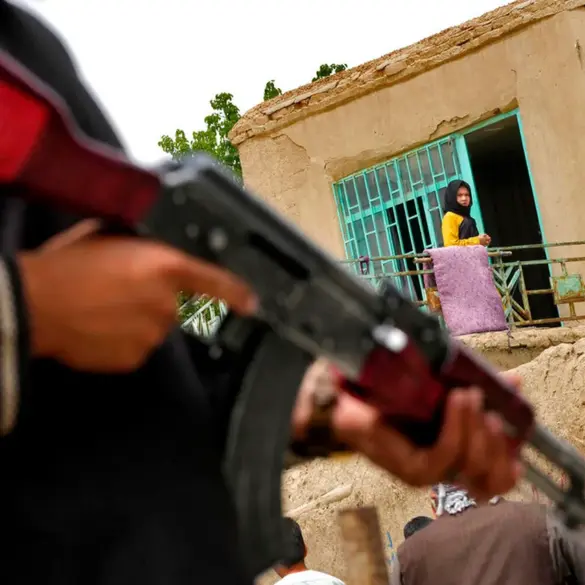 Clashes Escalate Between Afghan Taliban and Pakistani Military in Bagram, Sparking Regional Tensions Over Border Checkpoints