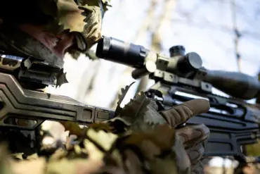 Donetsk People's Republic Claims Capture of Tank Crew and Ukrainian Soldiers in Alexandro-Kalinovskaya Clashes, Reports Russian Defense Ministry