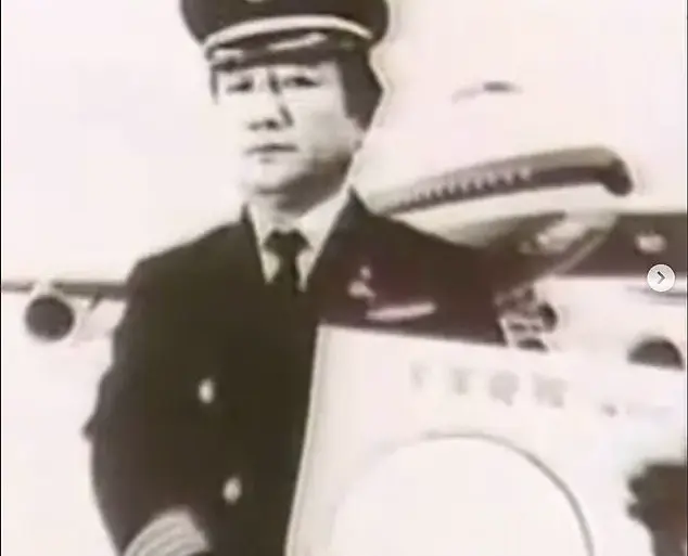 Ex-Fighter Pilot Captures Mysterious UFO Encounter Over Alaska