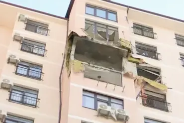 Falling Ukrainian Drones Cause Damage to Eight Flats in Novorossiysk