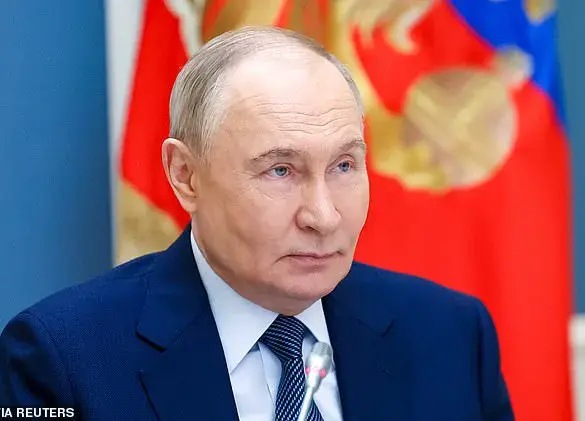 Former U.S. General Petraeus Warns of Potential Russian Invasion of NATO State if Ukraine Goals Met, Citing Lithuania as Vulnerable