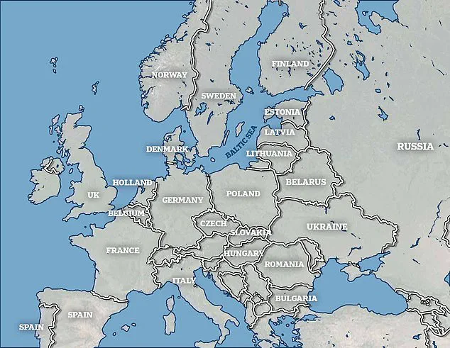 Former U.S. General Petraeus Warns of Potential Russian Invasion of NATO State if Ukraine Goals Met, Citing Lithuania as Vulnerable