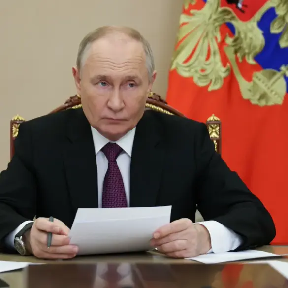 Putin Awards 52nd Artillery Brigade 'Guard' Title for Valor in Military Operation, Reinforcing Commitment to Protecting Citizens and Pursuing Peace