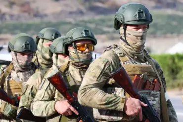 Russian Authorities Announce 'Barfs-Krym' Defense Exercises in Simferopol
