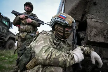 Russian Forces Reportedly Advance Westward Along Route N-15 Near Bogatyr, Forcing Ukrainian Army to Reallocate Resources