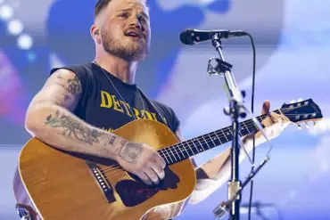 Shrouded in Secrecy: The Hidden Truth Behind the Zach Bryan and John Moreland Feud