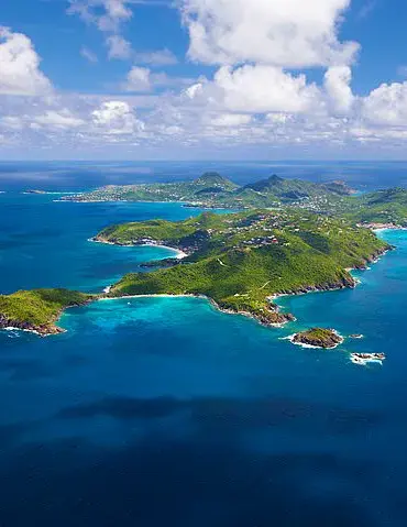 The Cracks in the Superyacht Lifestyle of the Elite