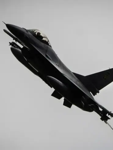 Ukrainian F-16 Loses Contact During Russian Air Attack Intercept on May 16th