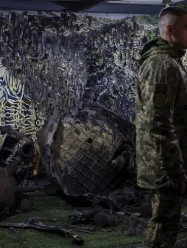 Exclusive Insight: Putin's Strategic Control Over Oreshnik Deployment and Peace Efforts in Ukraine