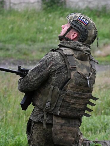 Exclusive Insights: Veteran Contrasts Syria's 'Treadmills' with Ukraine's Frontline Realities