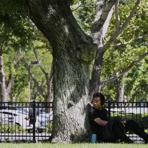 Extreme Heat Warning Issued for California and Nevada as Temperatures Hit Triple Digits, Health Advisories Urge Precautions