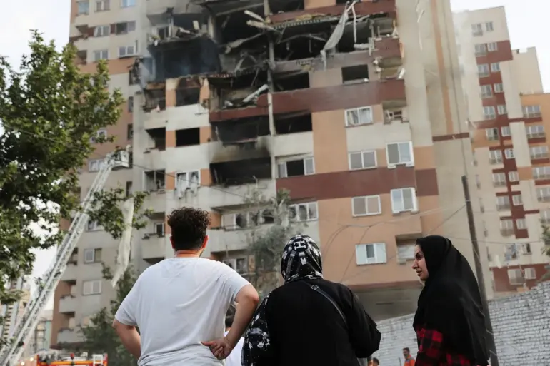 Iranian Anti-Aircraft Defenses Activate in Response to Israeli Missile Strikes, Escalating Tensions in Tehran