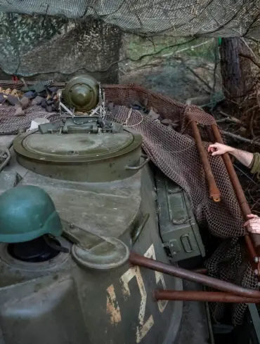 Russian Drone Operator Details Ukrainian Shift to Kamikaze Drones and Strike Aircraft in Sumy: 'Tactics Are Evolving'