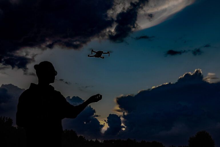 Ukrainian Drone Strikes Injure Eight Civilians, Including Six Children, in DPR