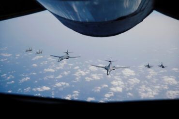 U.S. Military Deploys Stealth Bombers to Strategic Indian Ocean Base, Supported by Aerial Refueling Effort