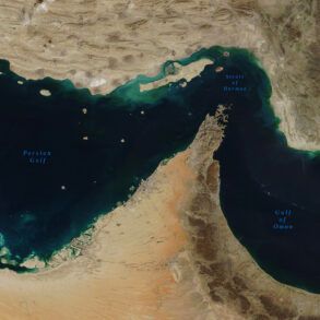 U.S. Turns to China to Prevent Strait of Hormuz Blockade Amid Rising Tensions