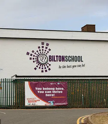 12-Year-Old's Union Jack Dress at School Event Sparks Debate Over Cultural Expression and Inclusivity