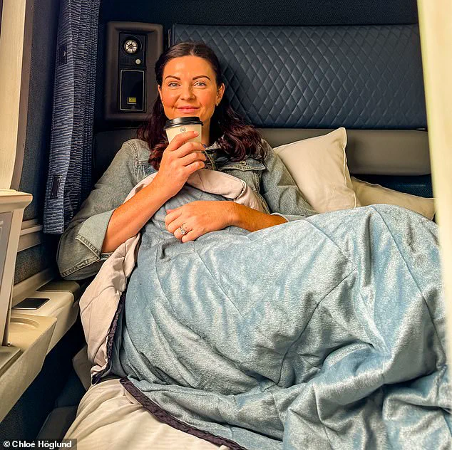 A Rare Glimpse: Inside the Exclusive World of Solo Transcontinental Travel by Amtrak Sleeper Trains