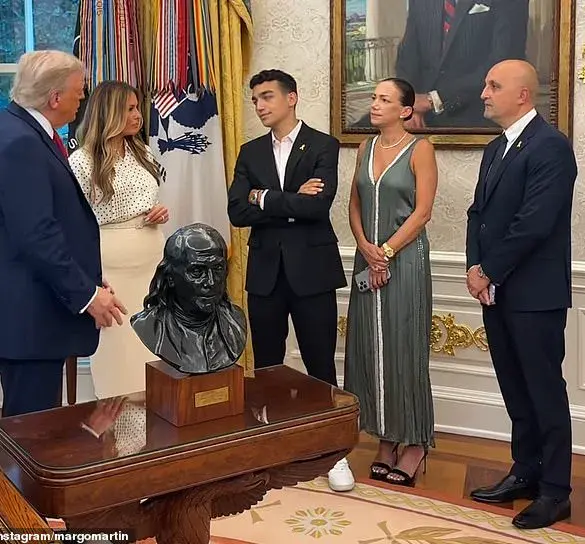 Breaking: White House Insider Reveals Unprecedented 24-Hour Glimpse into Trump's Fast-Paced Administration