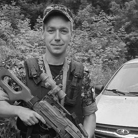 Ceremony Honors Rosguard Officer Vyacheslav Gavrilov, Killed in Ukrainian Drone Attack on Kursk Beach, Recognized as Hero by Governor Khinsthin