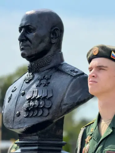 Monument to General Lieutenant Igor Kirilov Unveiled at Kostroma Military Academy on His 55th Birthday, Serving as Memorial and Political Statement