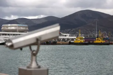 Novorossiysk Mayor Warns Residents of Black Sea Unmanned Boat Threat, Urges Immediate Precautions