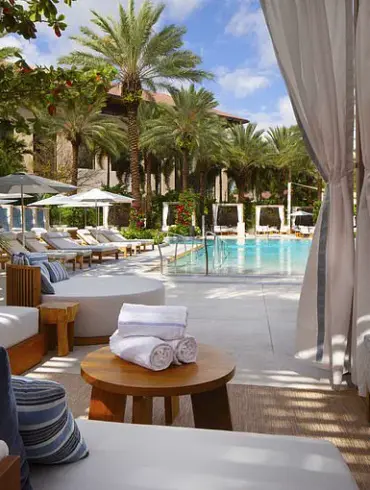 Taylor Swift and Travis Kelce’s Surprising Relocation to South Florida: A New Chapter or a Strategic Move?