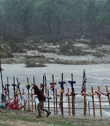 Texas City Manager's Disparaging Text About Homeland Security Secretary Emerges in Public Records, Sparking Controversy