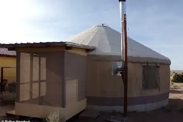 Arizona Child Abuse Case: 10-Year-Old Girl Found Unresponsive on Highway After Alleged Abuse by Stepfamily