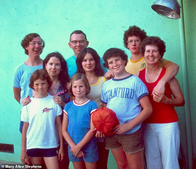 Behind the 'Fun Mary' Facade: A Hidden 30-Year Battle with Alcohol