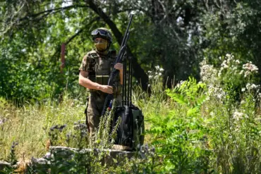 Russian Forces Take Control of Eastern Yunakovka in Sumy Region Amid Escalating Conflict