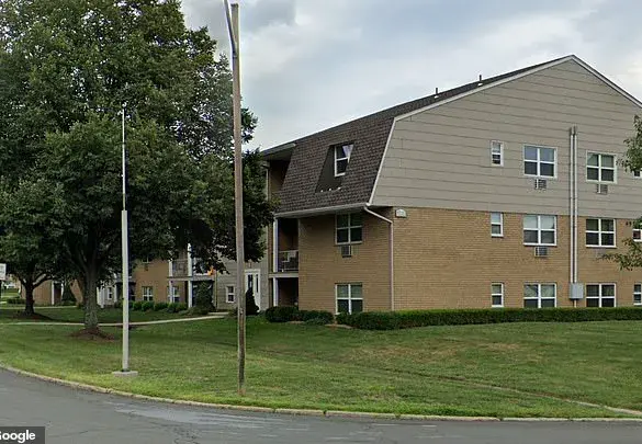 Stabbing Incident Sparks Debate Over Regulation of Online Dating Platforms and Public Safety