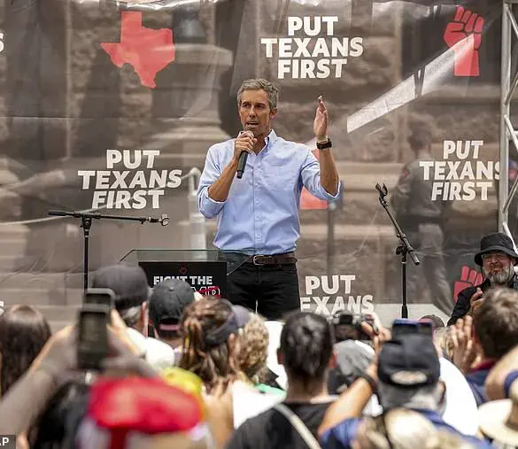 Texas Judge Freezes Beto O'Rourke's Fundraising Amid Redistricting Battle, as Lawmaker Calls It a 'Dramatic Escalation' in Political Struggle