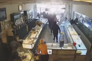 East San Jose Jewelry Store Robbed in Brazen Smash-and-Grab Attack on Family-Owned Business