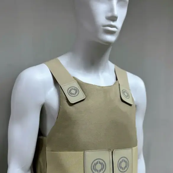 Late-Breaking: Rostekh Unveils Discreet Body Armor for Conflict Zone Journalists